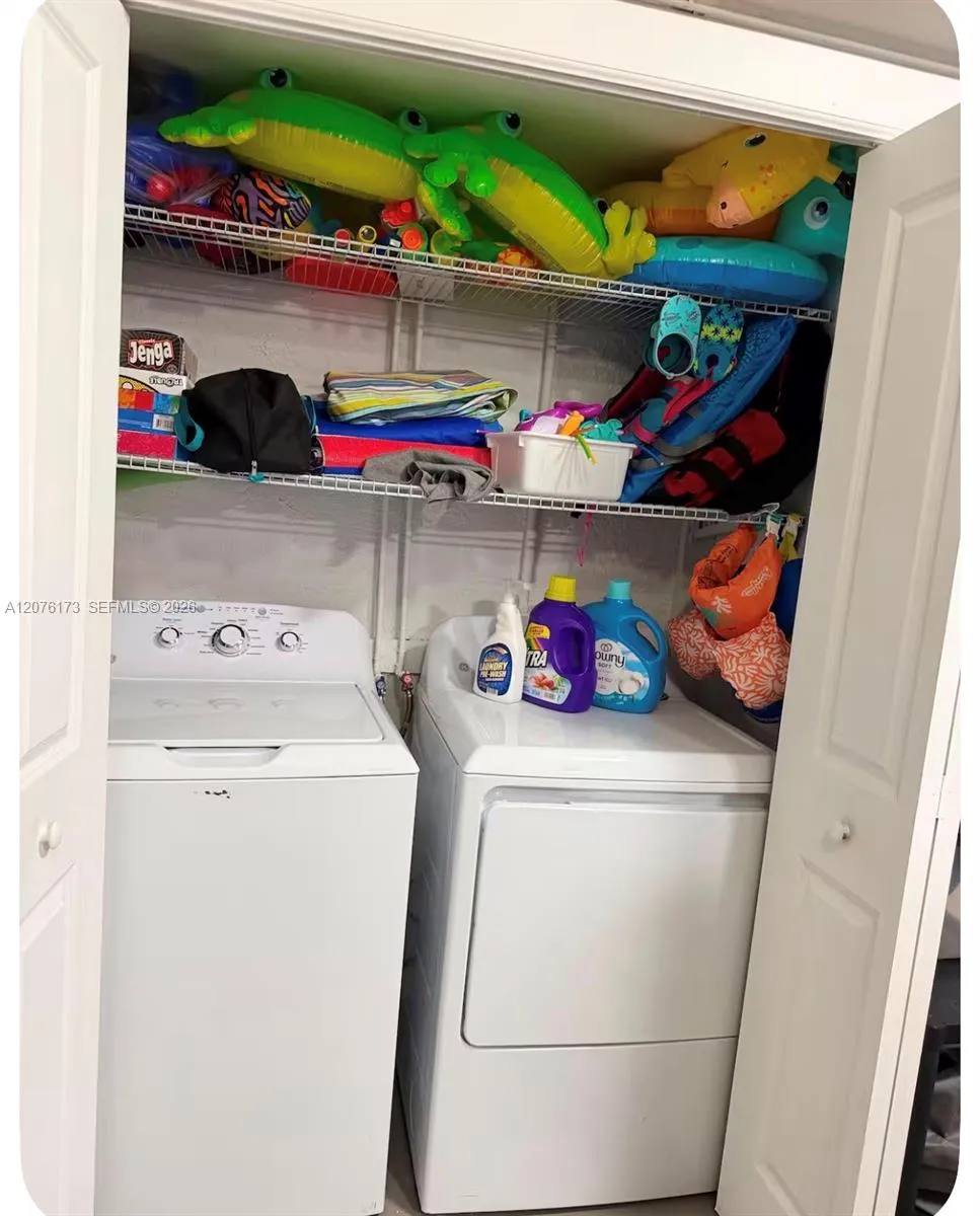 1261 Bonefish Ct Fort Pierce, FL 34949