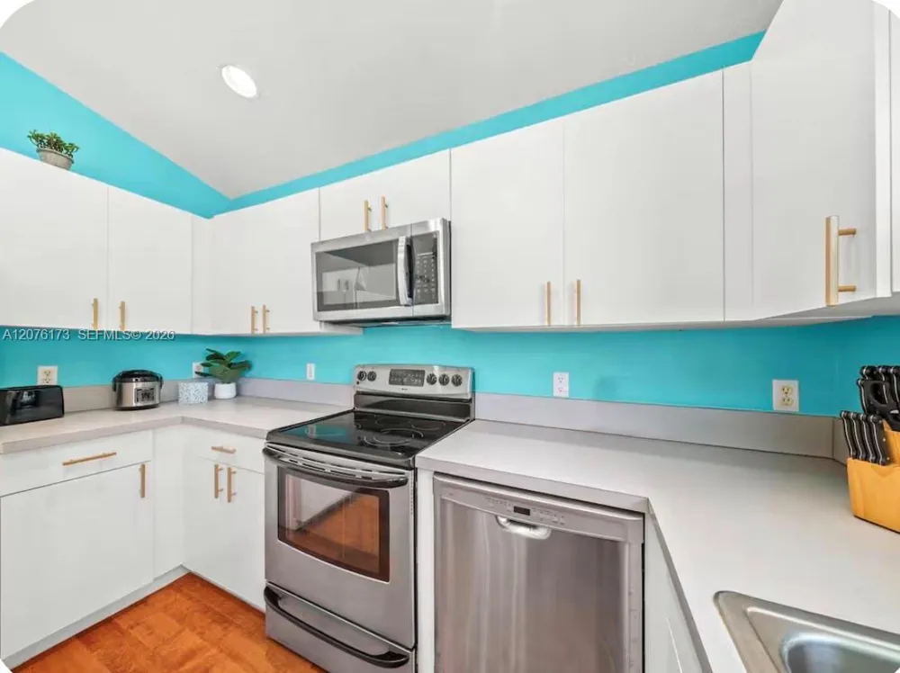 1261 Bonefish Ct Fort Pierce, FL 34949