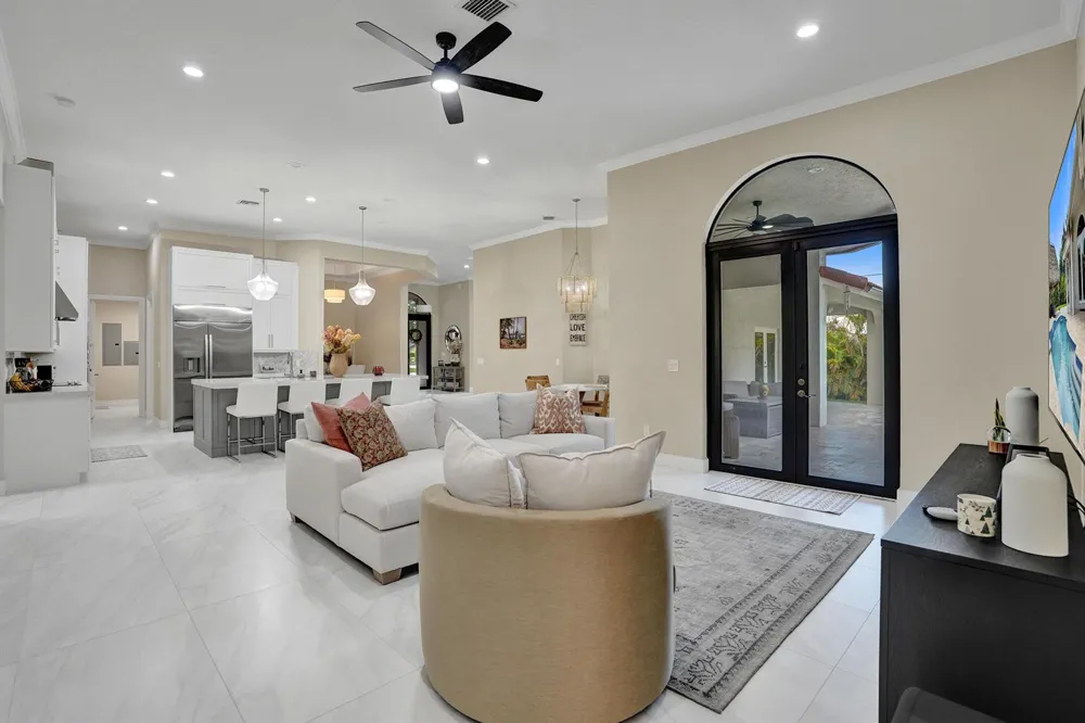 11800 NW 17TH PLACE Plantation, FL 33323