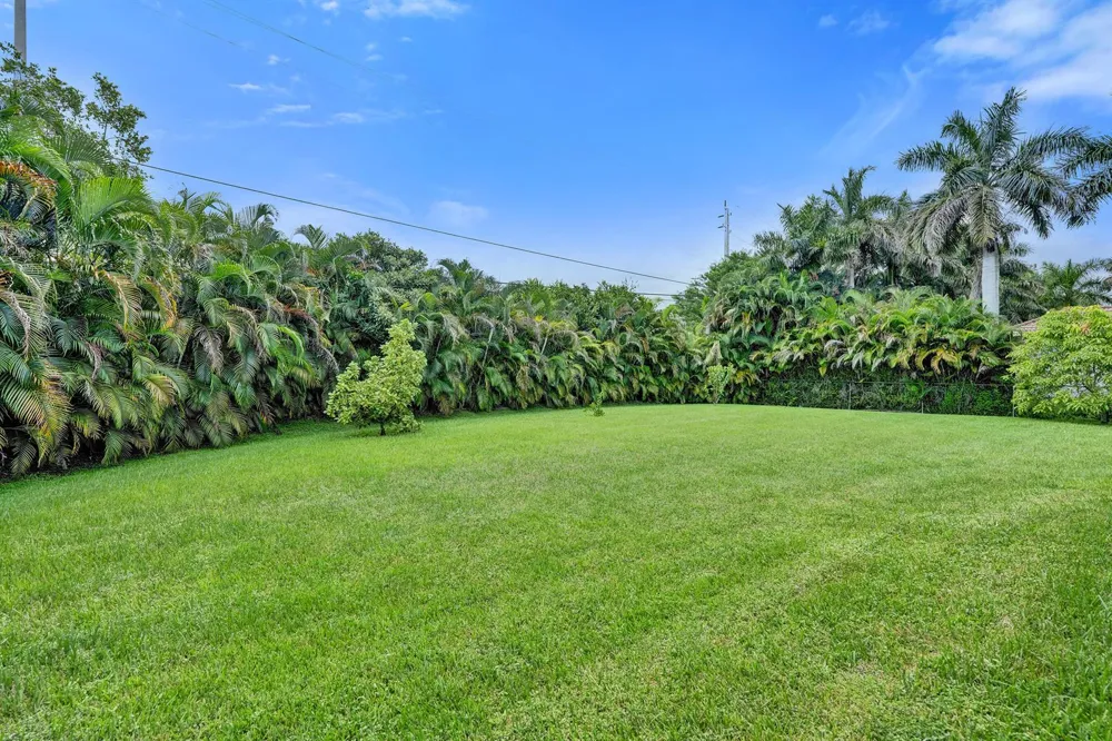11800 NW 17TH PLACE Plantation, FL 33323