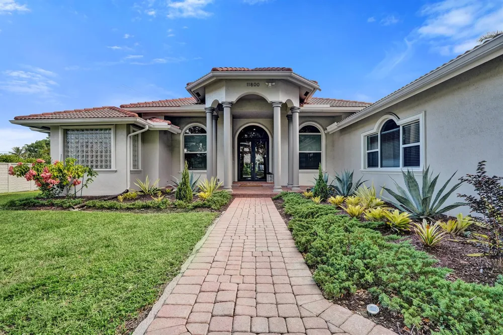 11800 NW 17TH PLACE Plantation, FL 33323
