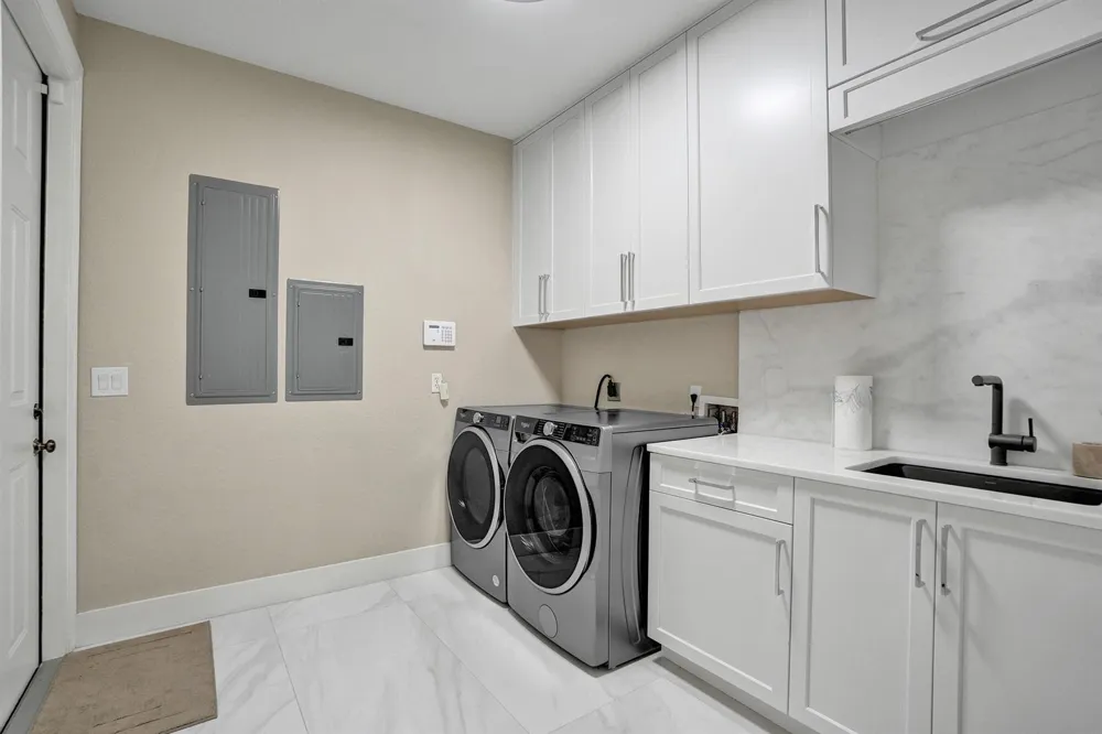 11800 NW 17TH PLACE Plantation, FL 33323