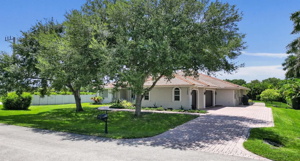 11800 NW 17TH PLACE Plantation, FL 33323