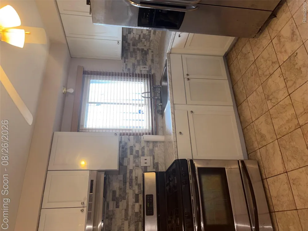 29468 Avondale Street Inkster City, MI 48141
