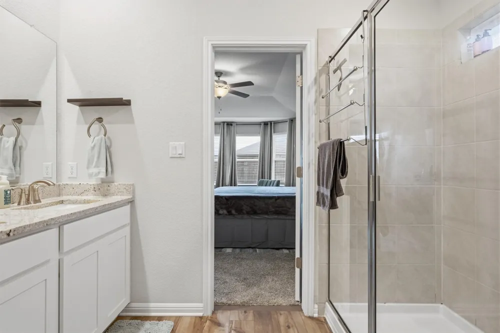 162 El Capitan Loop Dripping Springs, TX 78620