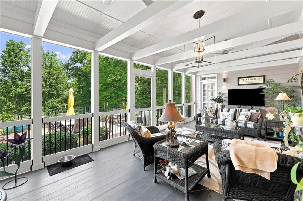 4611 Chartwell Chase Court Flowery Branch, GA 30542