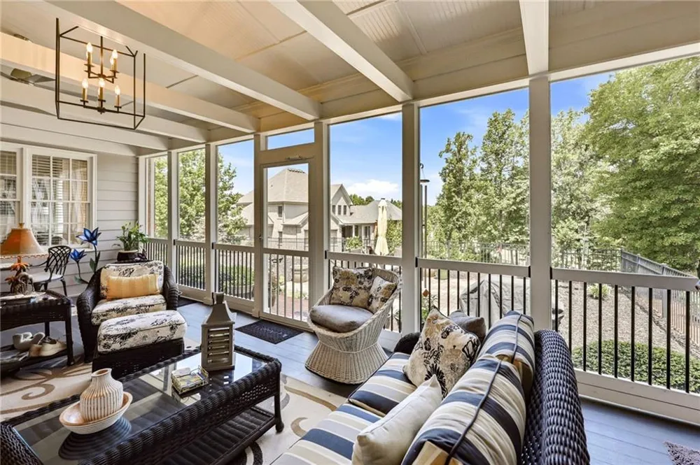4611 Chartwell Chase Court Flowery Branch, GA 30542