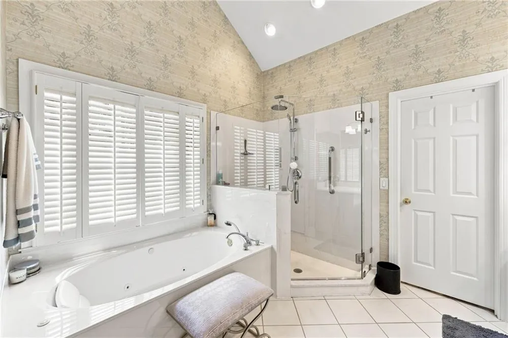 4611 Chartwell Chase Court Flowery Branch, GA 30542
