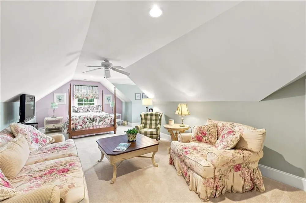 4611 Chartwell Chase Court Flowery Branch, GA 30542