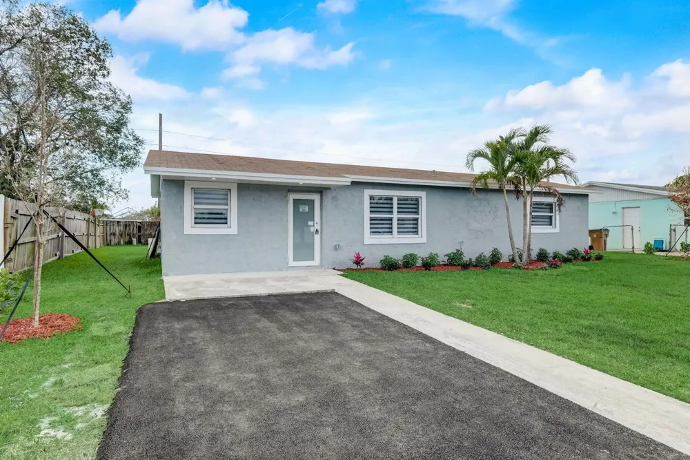 520 SW 13TH PLACE Deerfield Beach, FL 33441