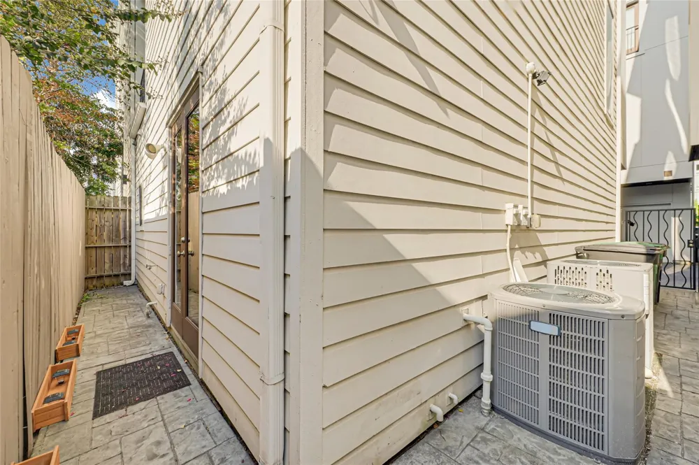 707 Reinicke Street Houston, TX 77007