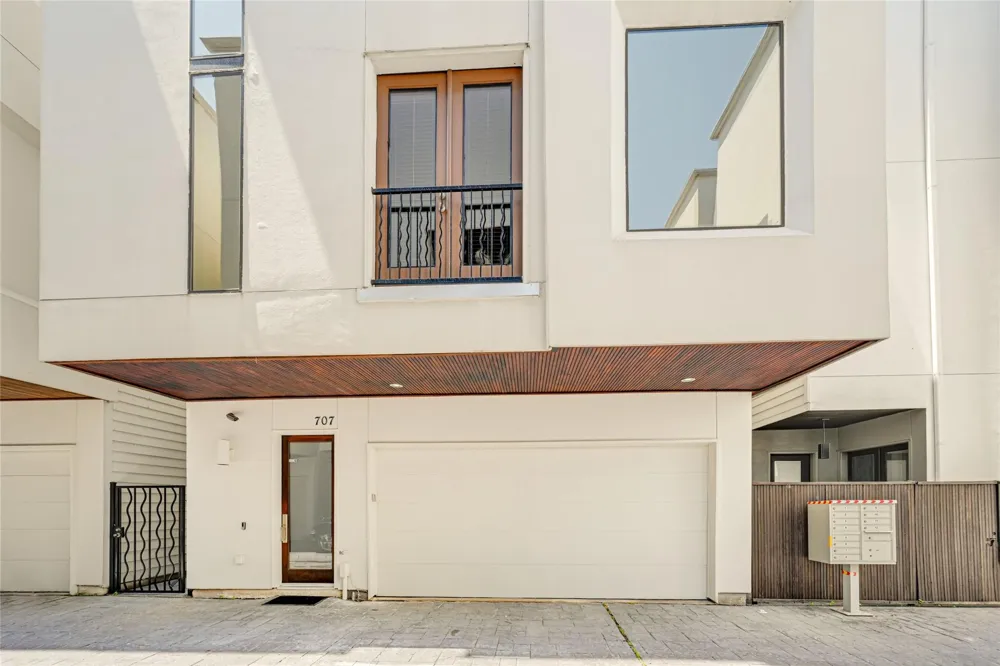 707 Reinicke Street Houston, TX 77007
