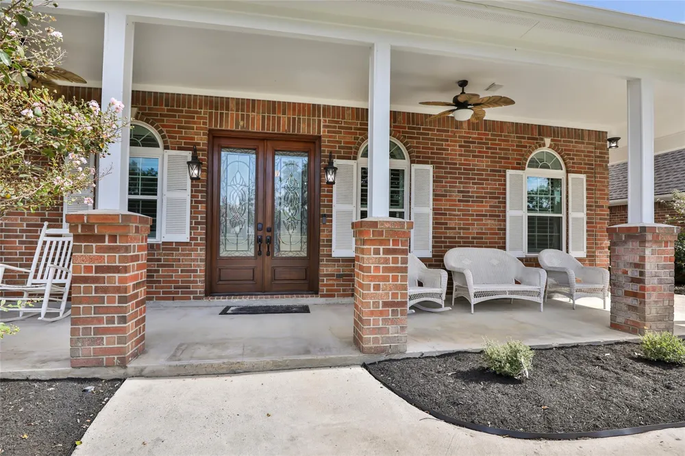 1111 Valley Commons Drive Huffman, TX 77336