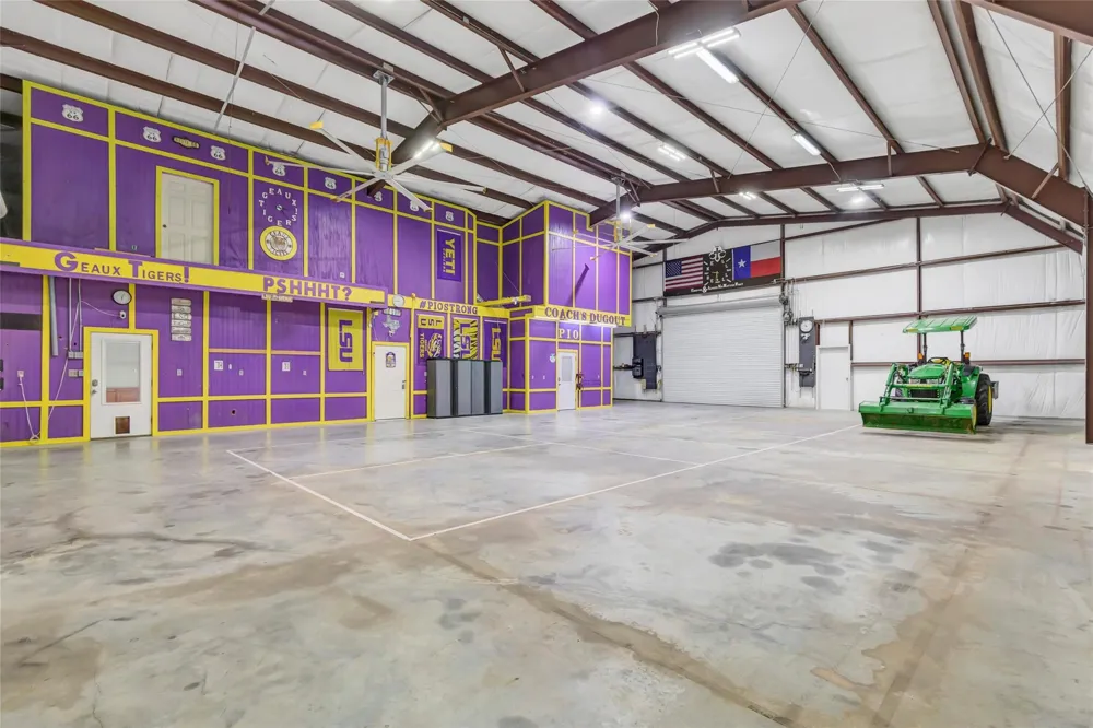 1111 Valley Commons Drive Huffman, TX 77336