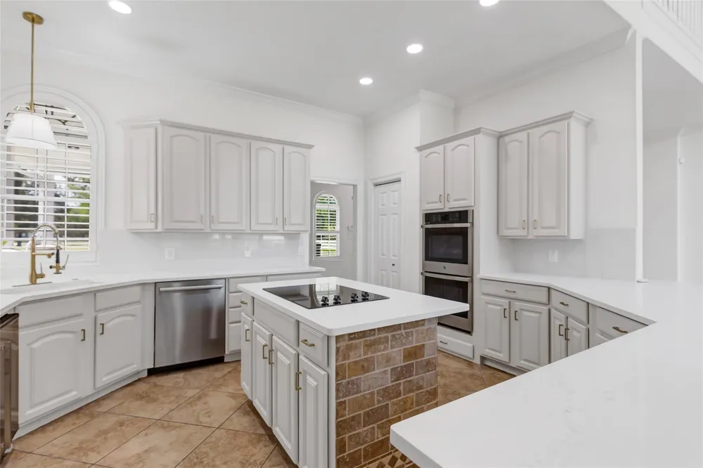 1111 Valley Commons Drive Huffman, TX 77336