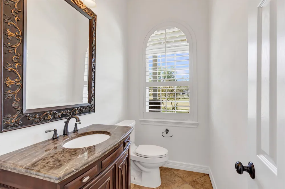 1111 Valley Commons Drive Huffman, TX 77336