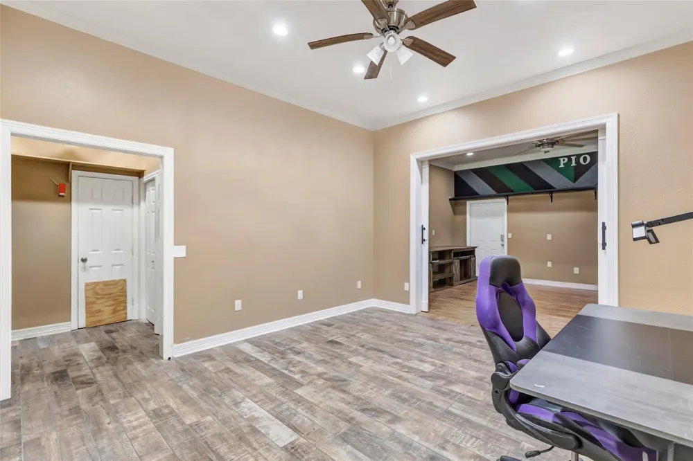 1111 Valley Commons Drive Huffman, TX 77336