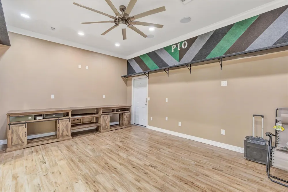 1111 Valley Commons Drive Huffman, TX 77336