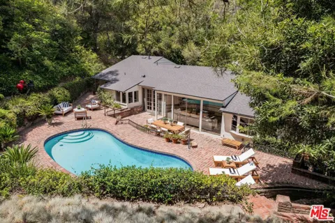 10686 Somma Way