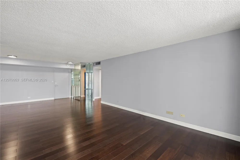 301 174th St #901 Sunny Isles Beach, FL 33160