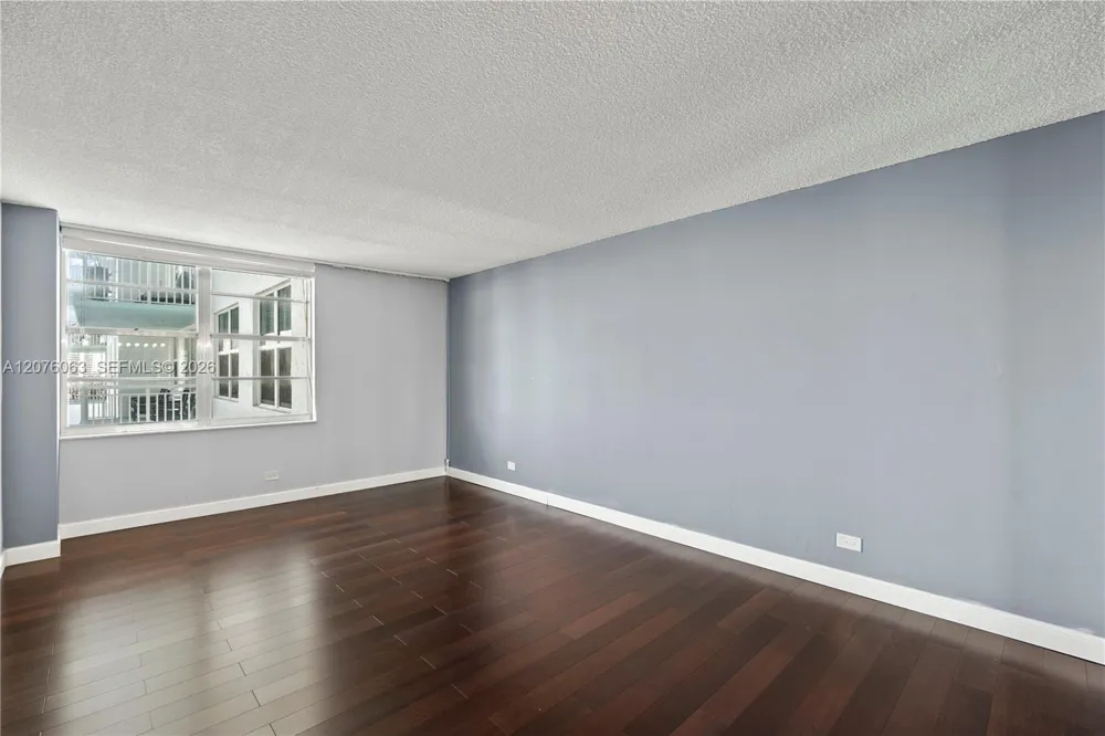 301 174th St #901 Sunny Isles Beach, FL 33160
