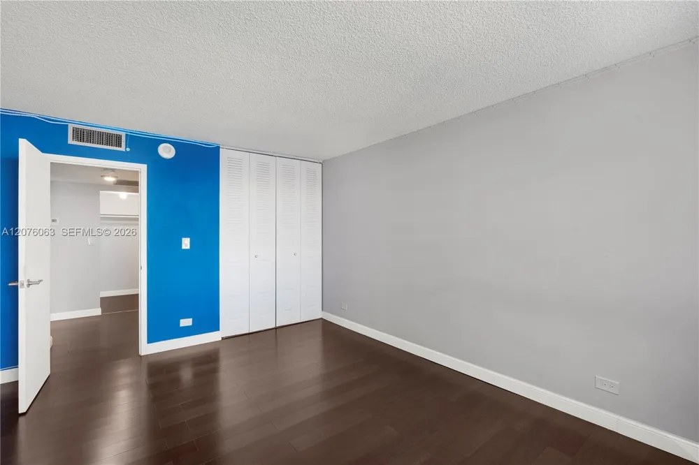 301 174th St #901 Sunny Isles Beach, FL 33160
