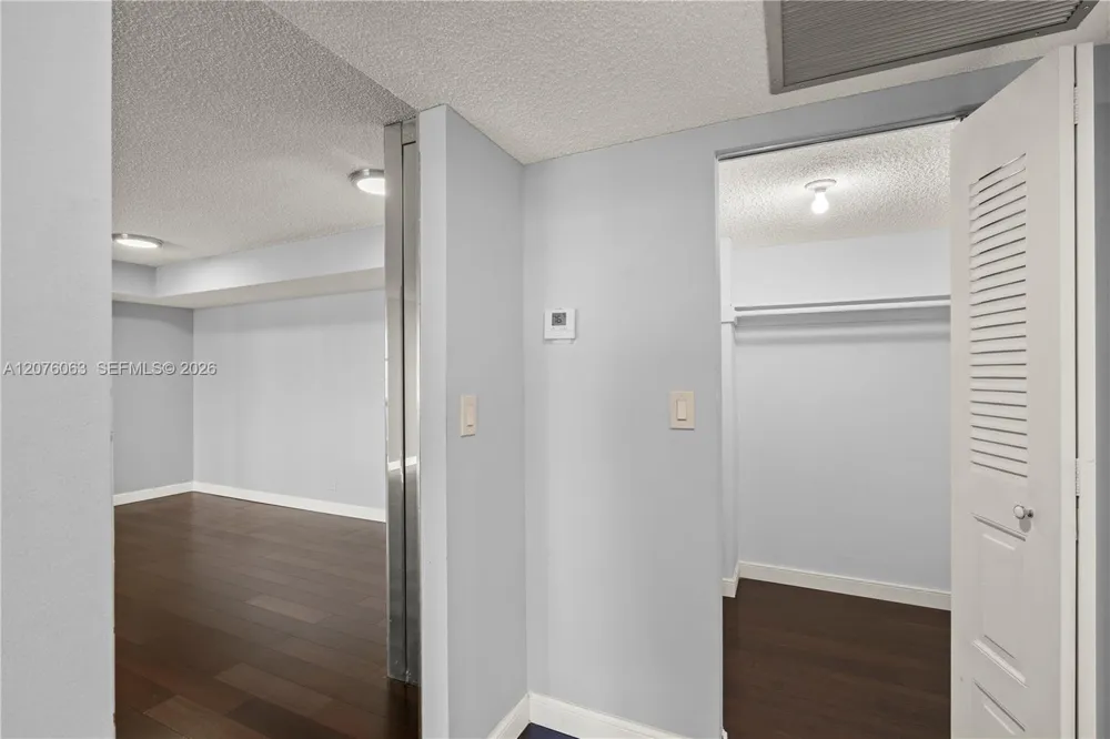 301 174th St #901 Sunny Isles Beach, FL 33160