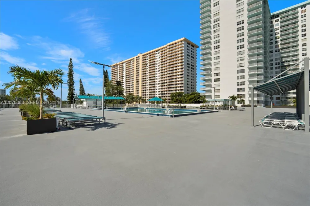 301 174th St #901 Sunny Isles Beach, FL 33160