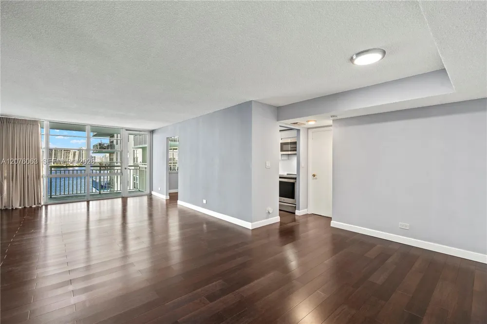 301 174th St #901 Sunny Isles Beach, FL 33160