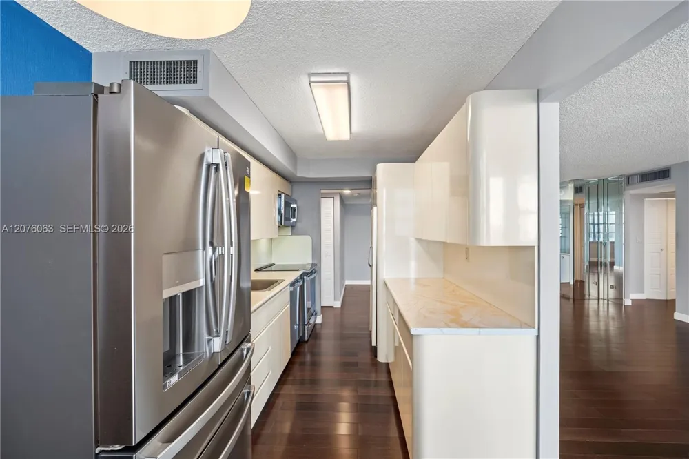 301 174th St #901 Sunny Isles Beach, FL 33160