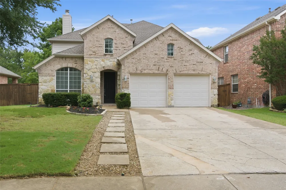 1411 Golf Club Drive Lantana, TX 76226