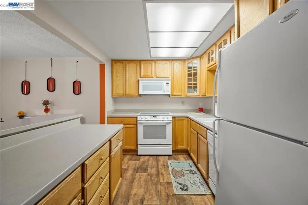 3441 Tice Creek Rd #4 Walnut Creek, CA 94595