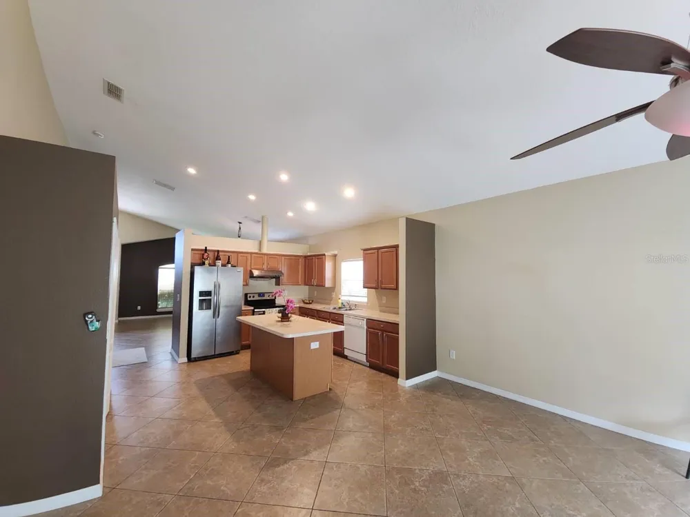 302 CLYDESDALE CIRCLE Sanford, FL 32773