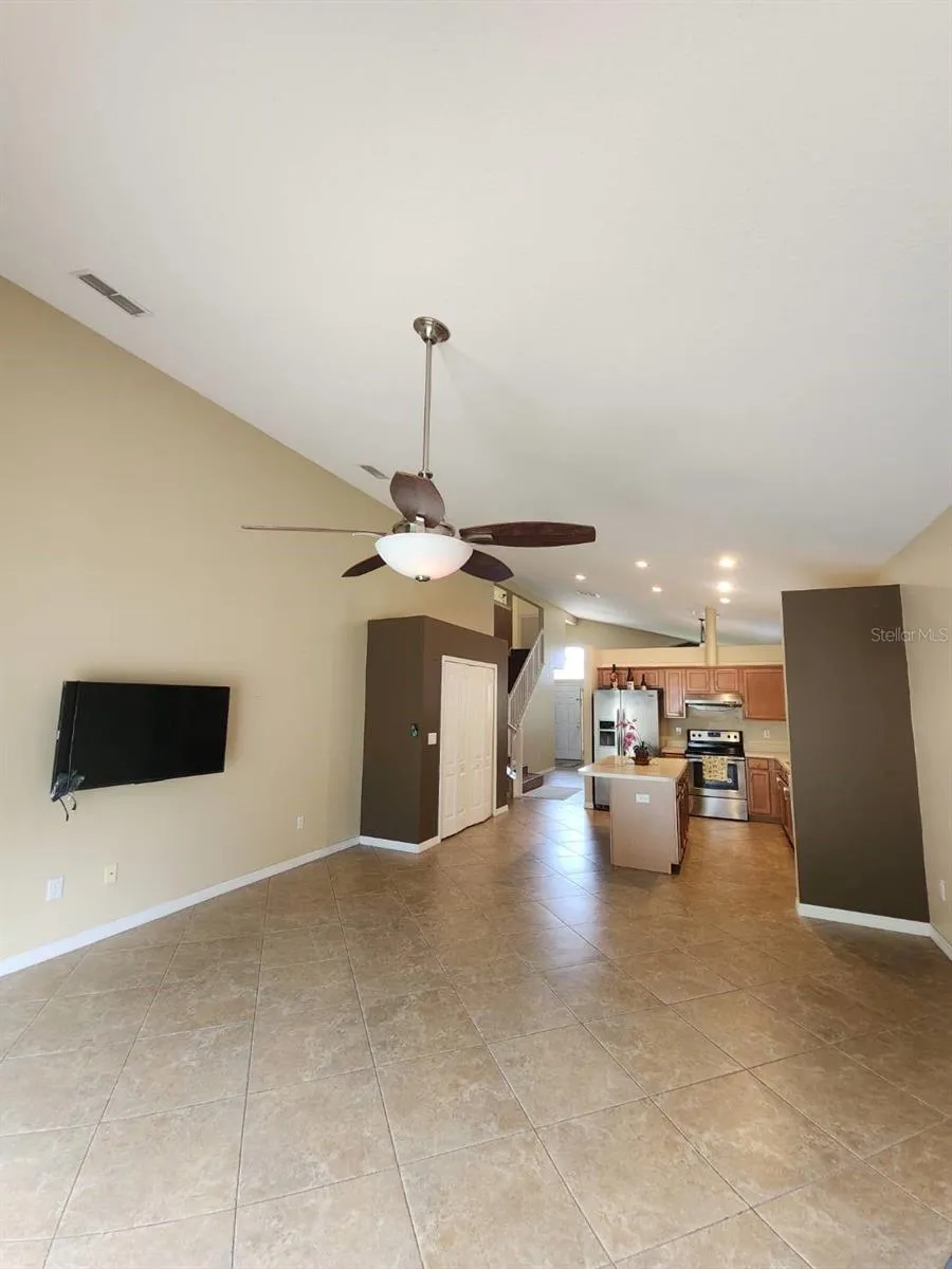 302 CLYDESDALE CIRCLE Sanford, FL 32773