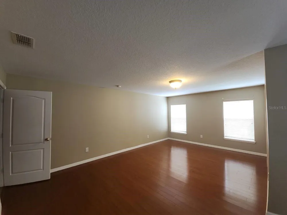 302 CLYDESDALE CIRCLE Sanford, FL 32773