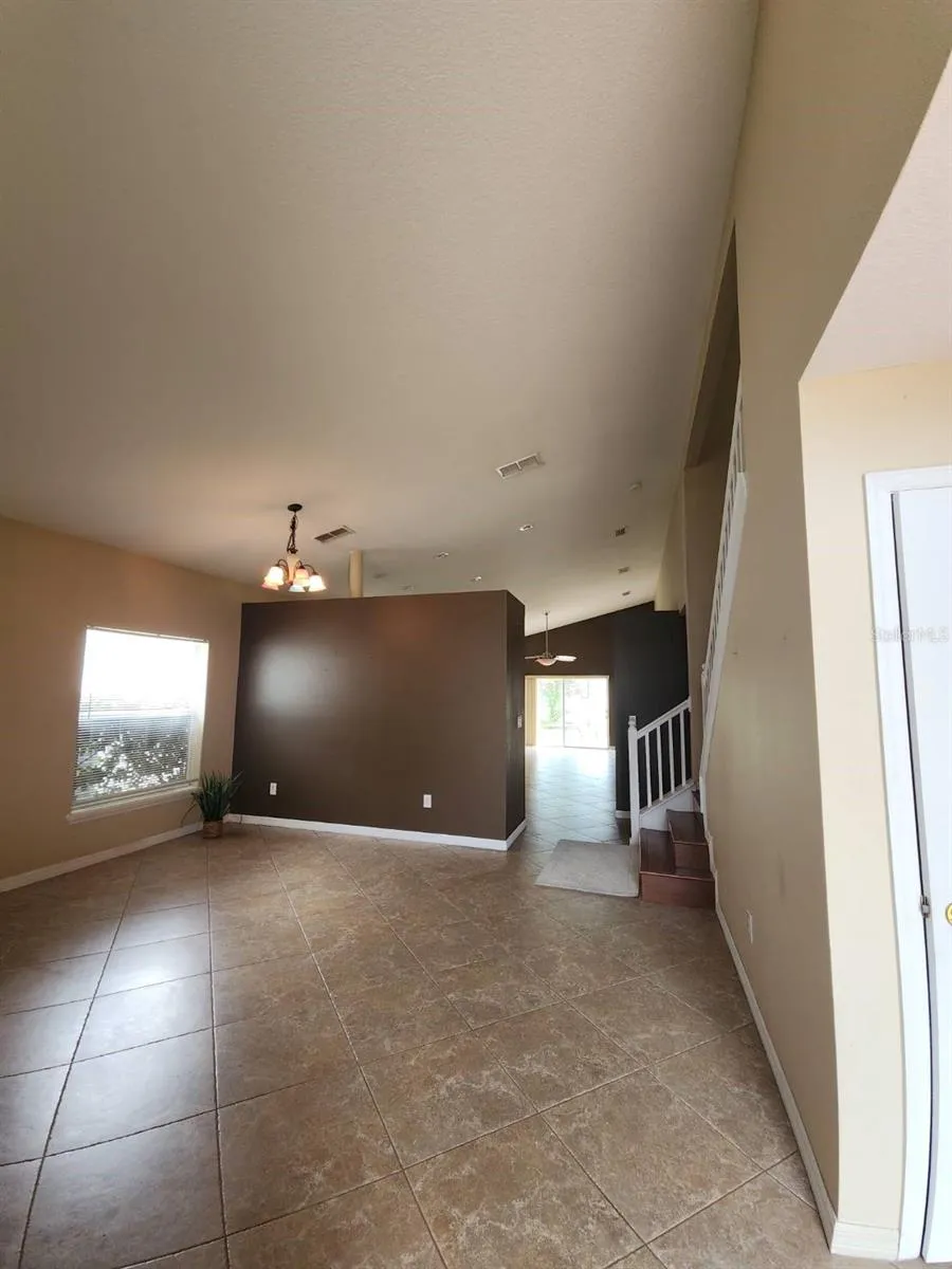 302 CLYDESDALE CIRCLE Sanford, FL 32773