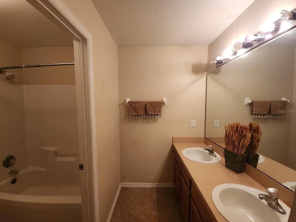 302 CLYDESDALE CIRCLE Sanford, FL 32773