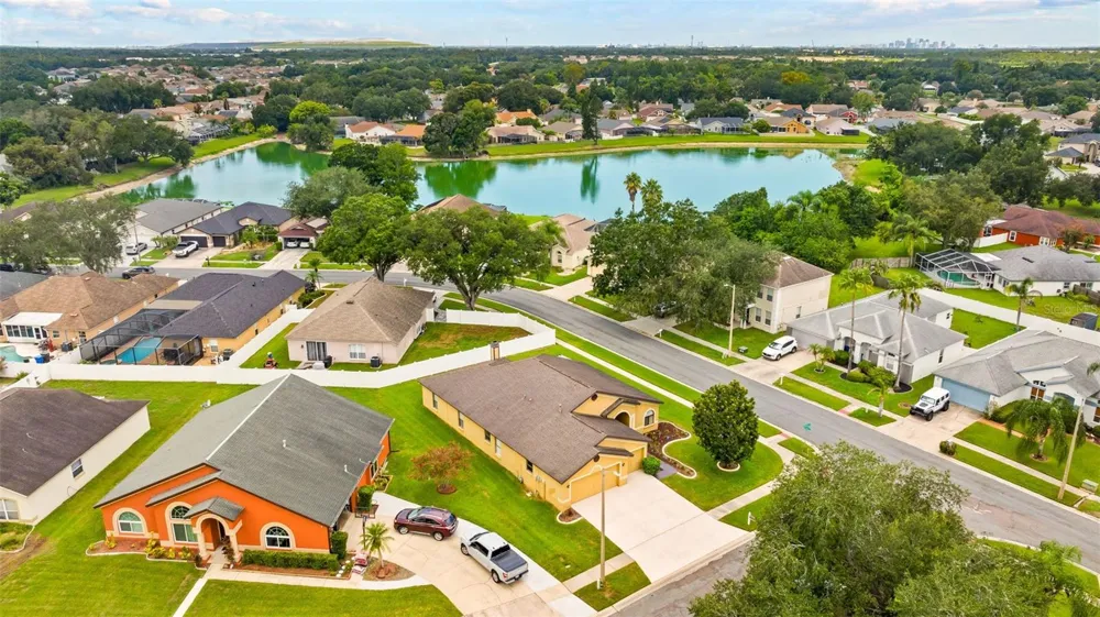1803 CATTLEMAN DRIVE Brandon, FL 33511