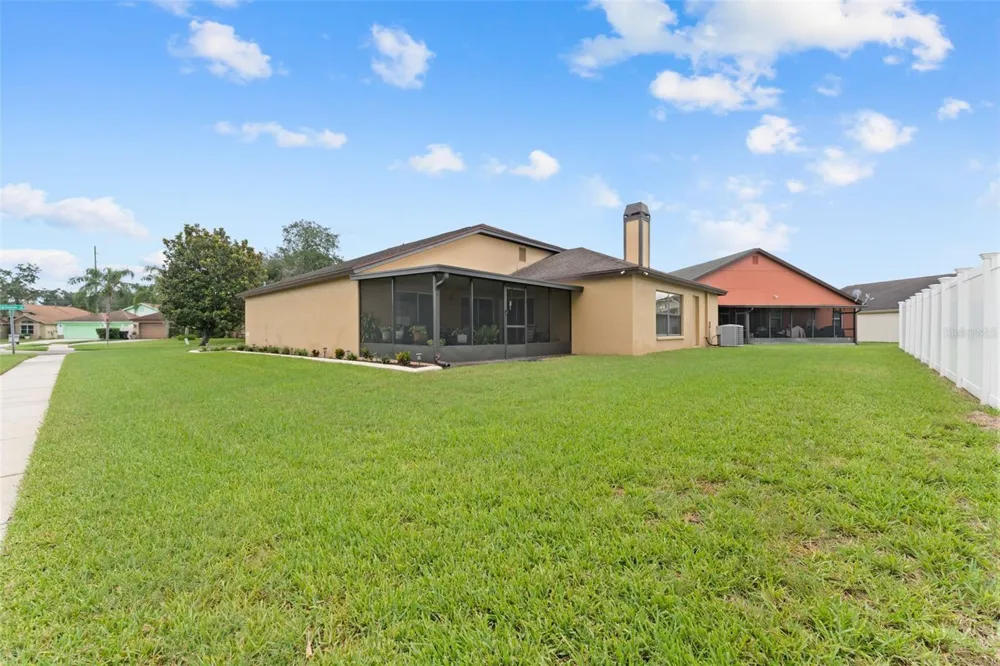 1803 CATTLEMAN DRIVE Brandon, FL 33511
