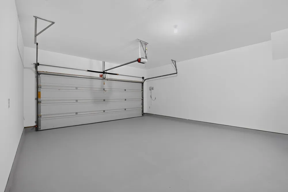 689 Leadtree Loop Buda, TX 78610