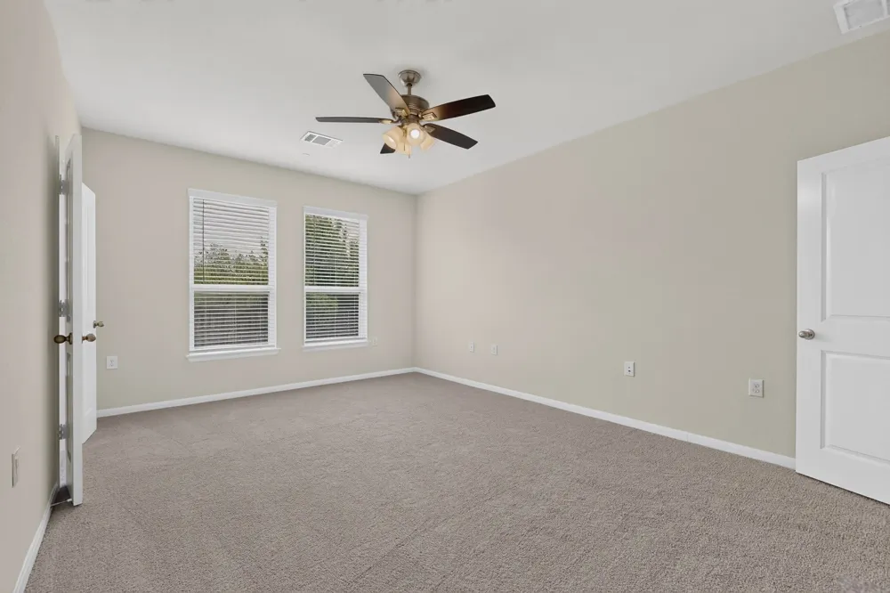 689 Leadtree Loop Buda, TX 78610