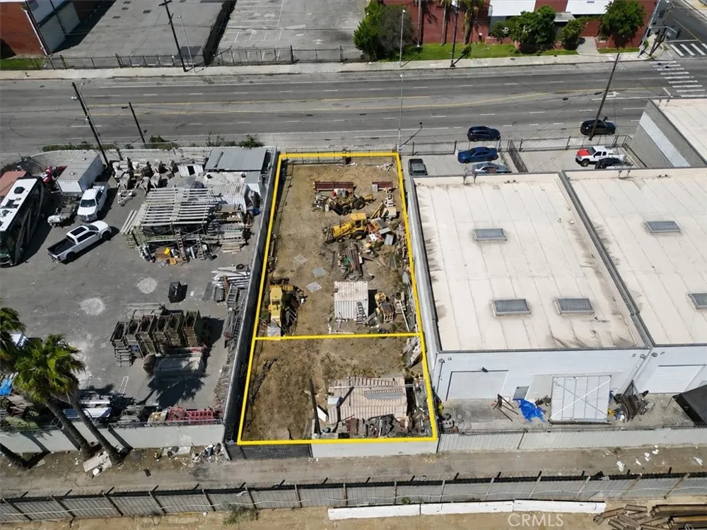 13020 S Figueroa Street Gardena, CA 90061