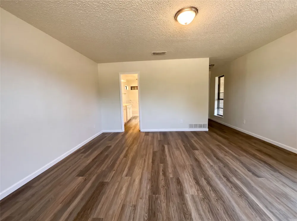 305 Rash Lane Terrell, TX 75160