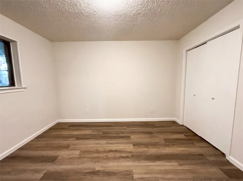 305 Rash Lane Terrell, TX 75160
