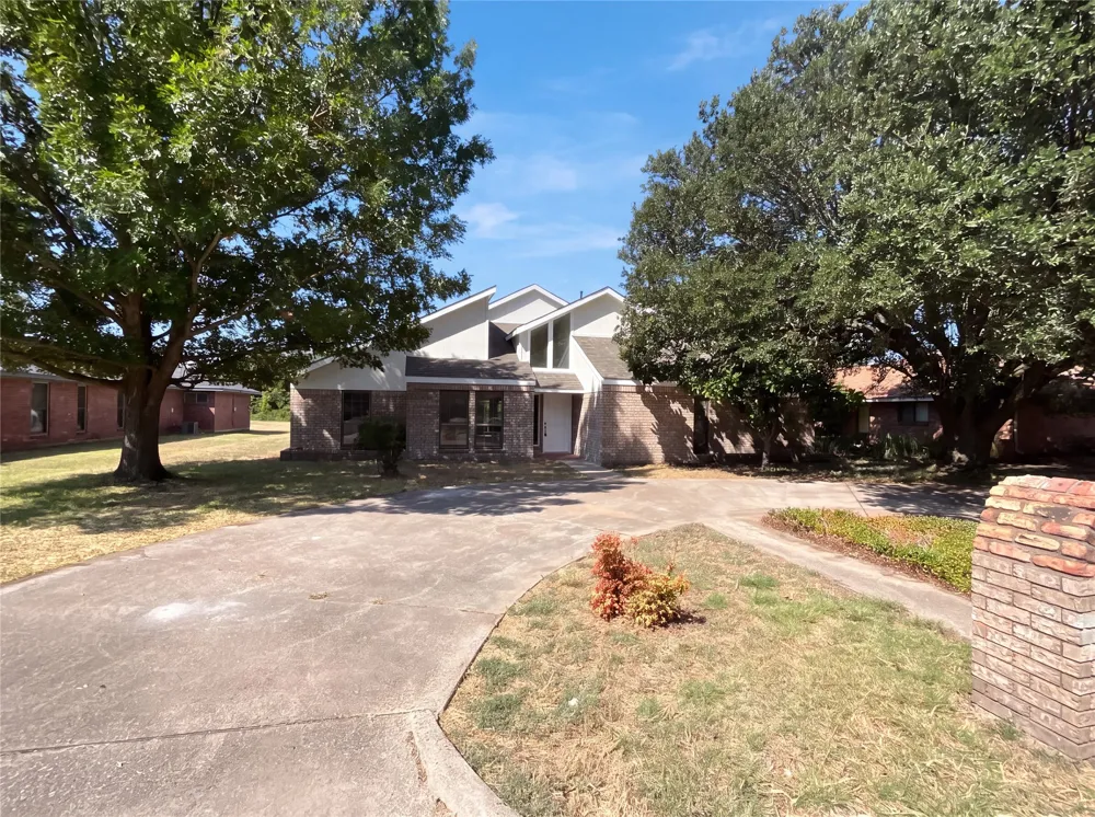305 Rash Lane Terrell, TX 75160
