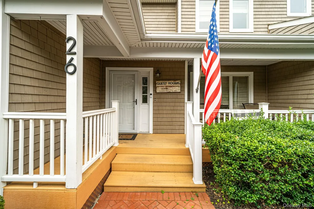 26 Kettle Hole Road Manorville, NY 11949