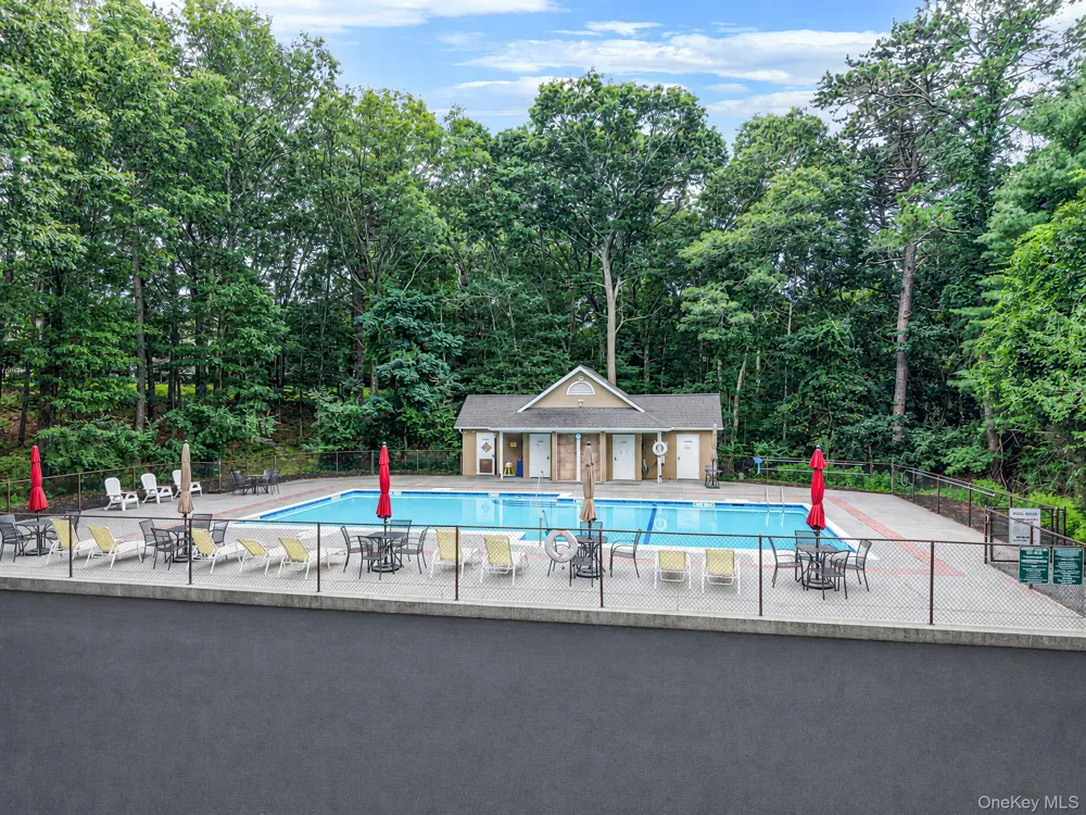 26 Kettle Hole Road Manorville, NY 11949
