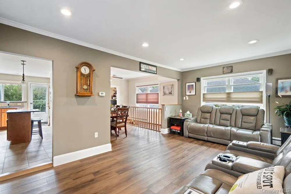 183 Horton Avenue Valley Stream, NY 11581
