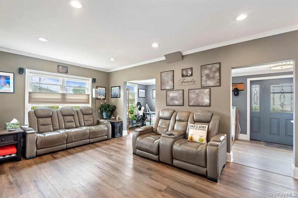 183 Horton Avenue Valley Stream, NY 11581