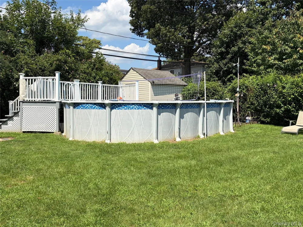 702 Diellen Lane Elmont, NY 11003